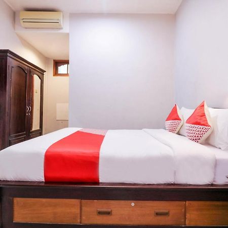 Oyo 2411 Taman Mekar Beach Inn 2 Kuta Lombok Dış mekan fotoğraf
