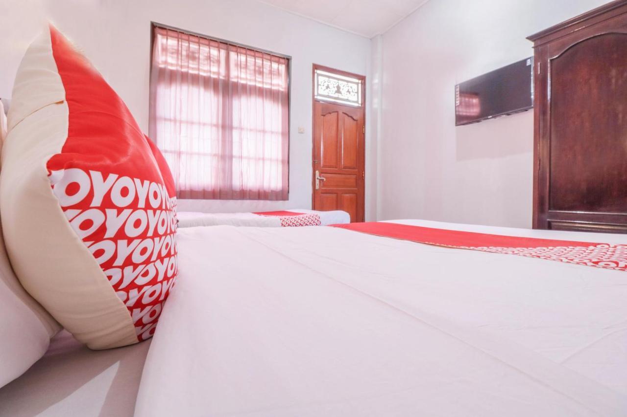 Oyo 2411 Taman Mekar Beach Inn 2 Kuta Lombok Dış mekan fotoğraf