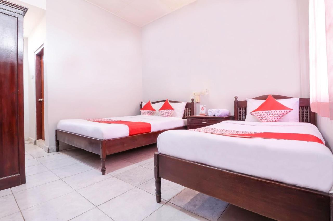 Oyo 2411 Taman Mekar Beach Inn 2 Kuta Lombok Dış mekan fotoğraf